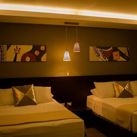 Remfort Hotel Санта Ана Екстериор снимка