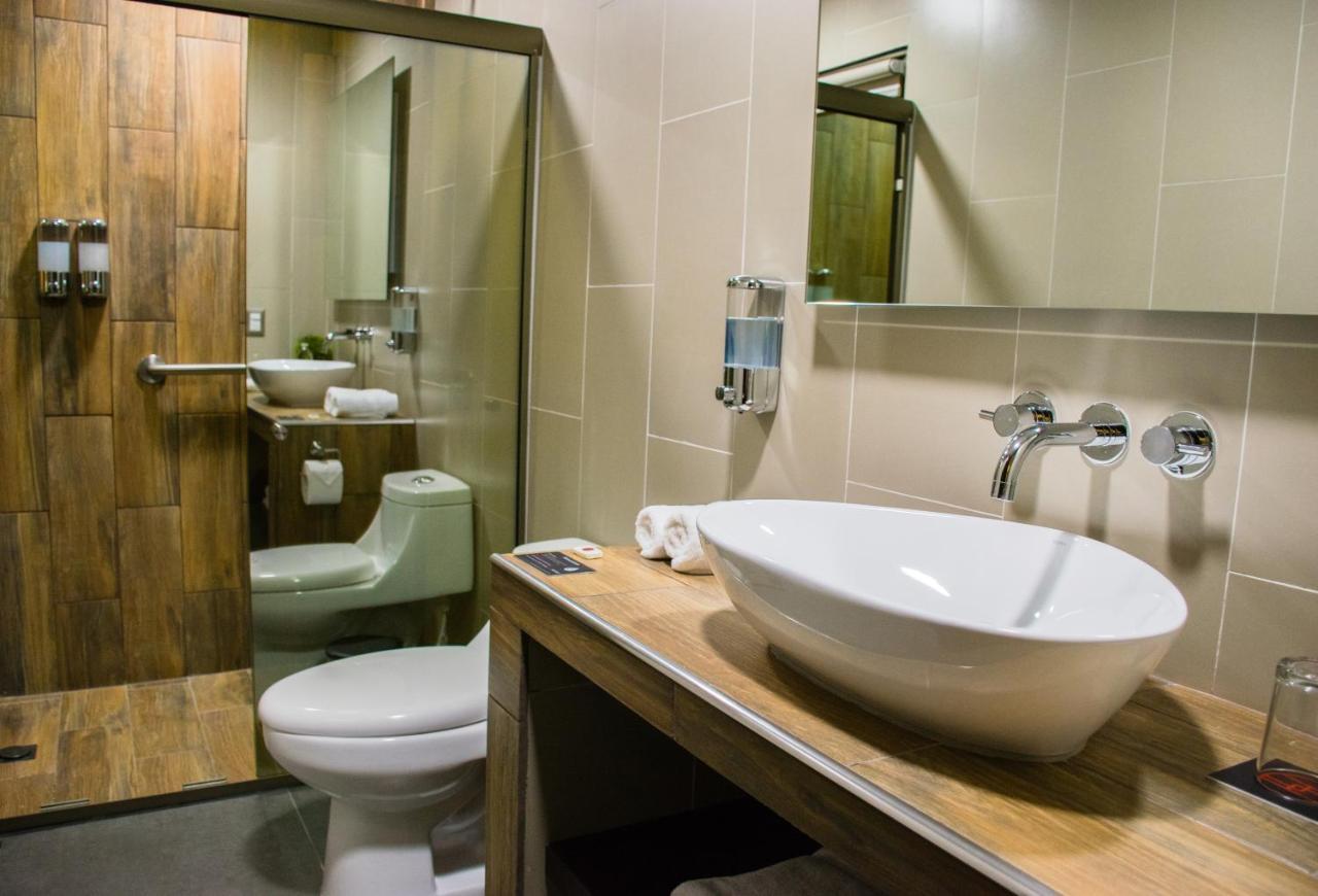 Remfort Hotel Санта Ана Екстериор снимка
