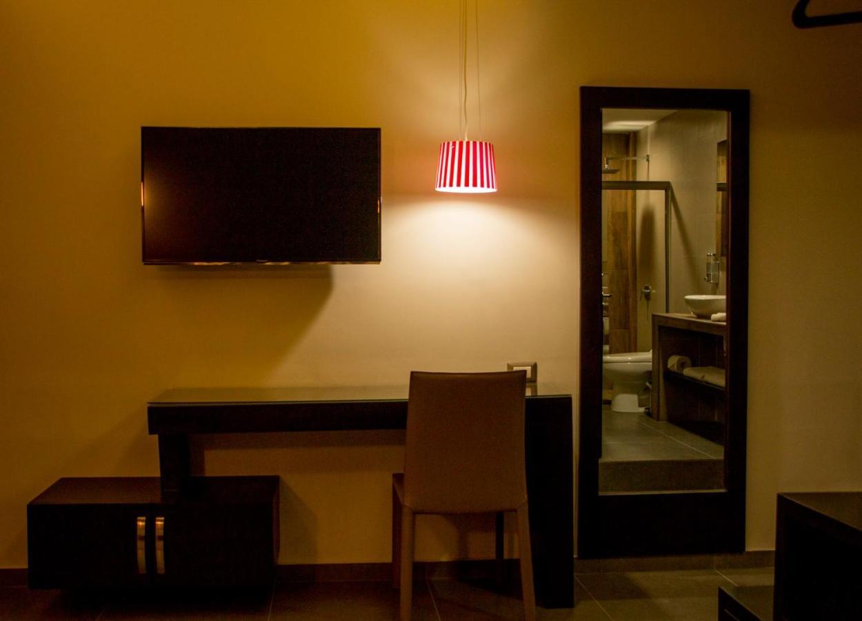 Remfort Hotel Санта Ана Екстериор снимка