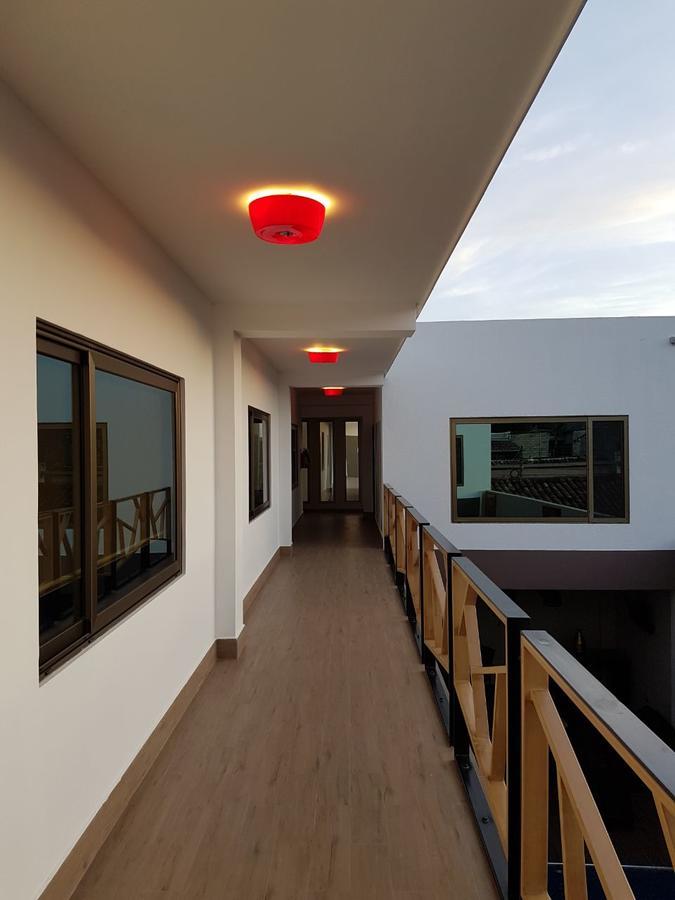 Remfort Hotel Санта Ана Екстериор снимка